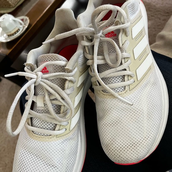 Adidas shoes size 7.5 - Picture 7 of 7